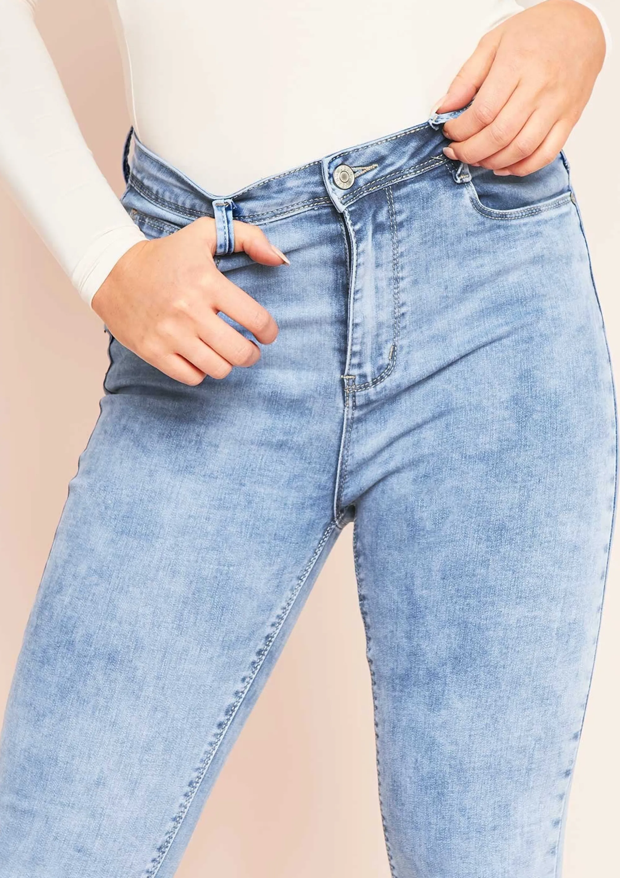 Missy Empire Arna Denim 5 Pocket Mid Wash Skinny Jeans Flash Sale