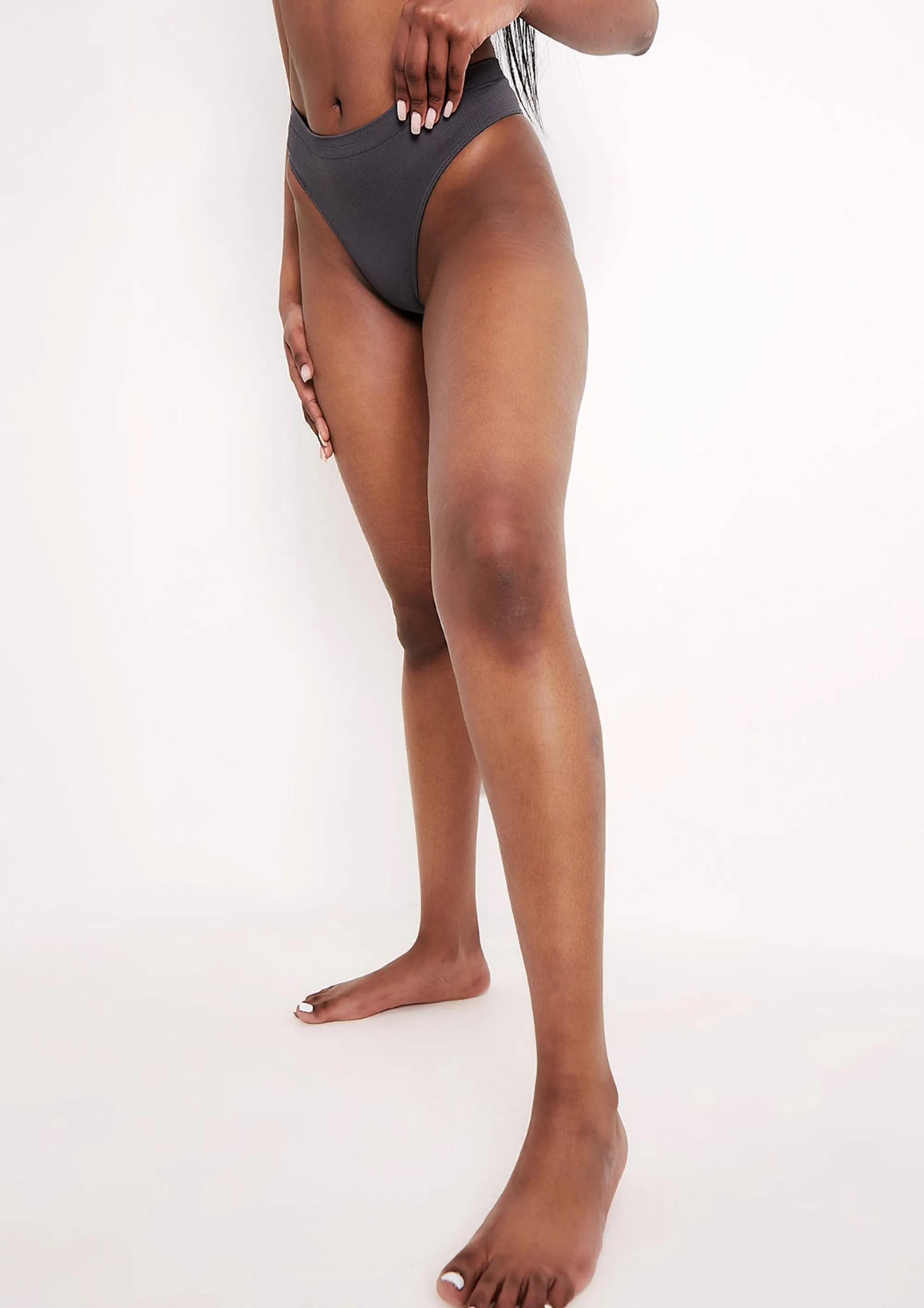 Missy Empire Bella Charcoal Seamless Ribbed Thong^Women Seamless & Shapewear