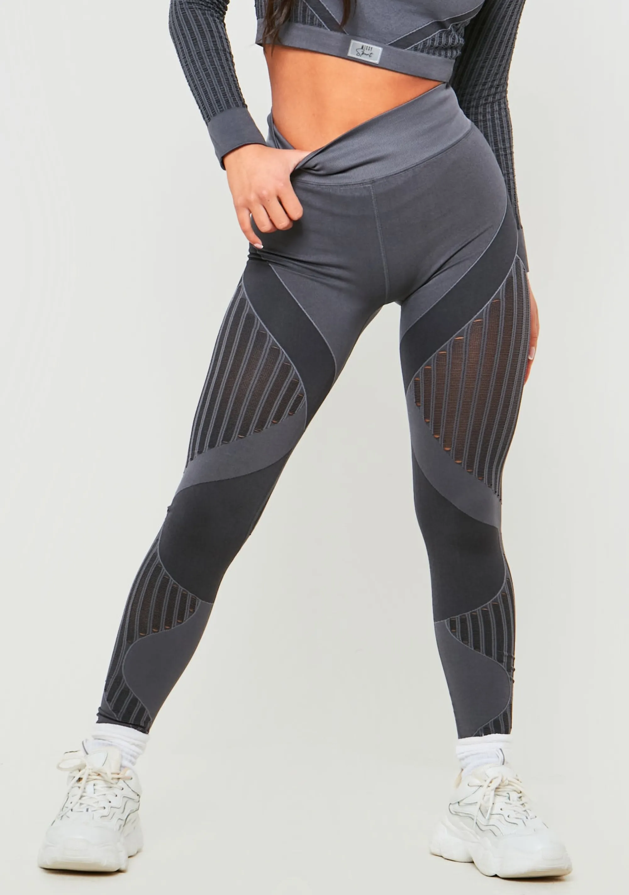 Missy Empire Corinne Charcoal Premium Missy Sport Seamless Ladder Detail Leggings^Women Seamless & Shapewear