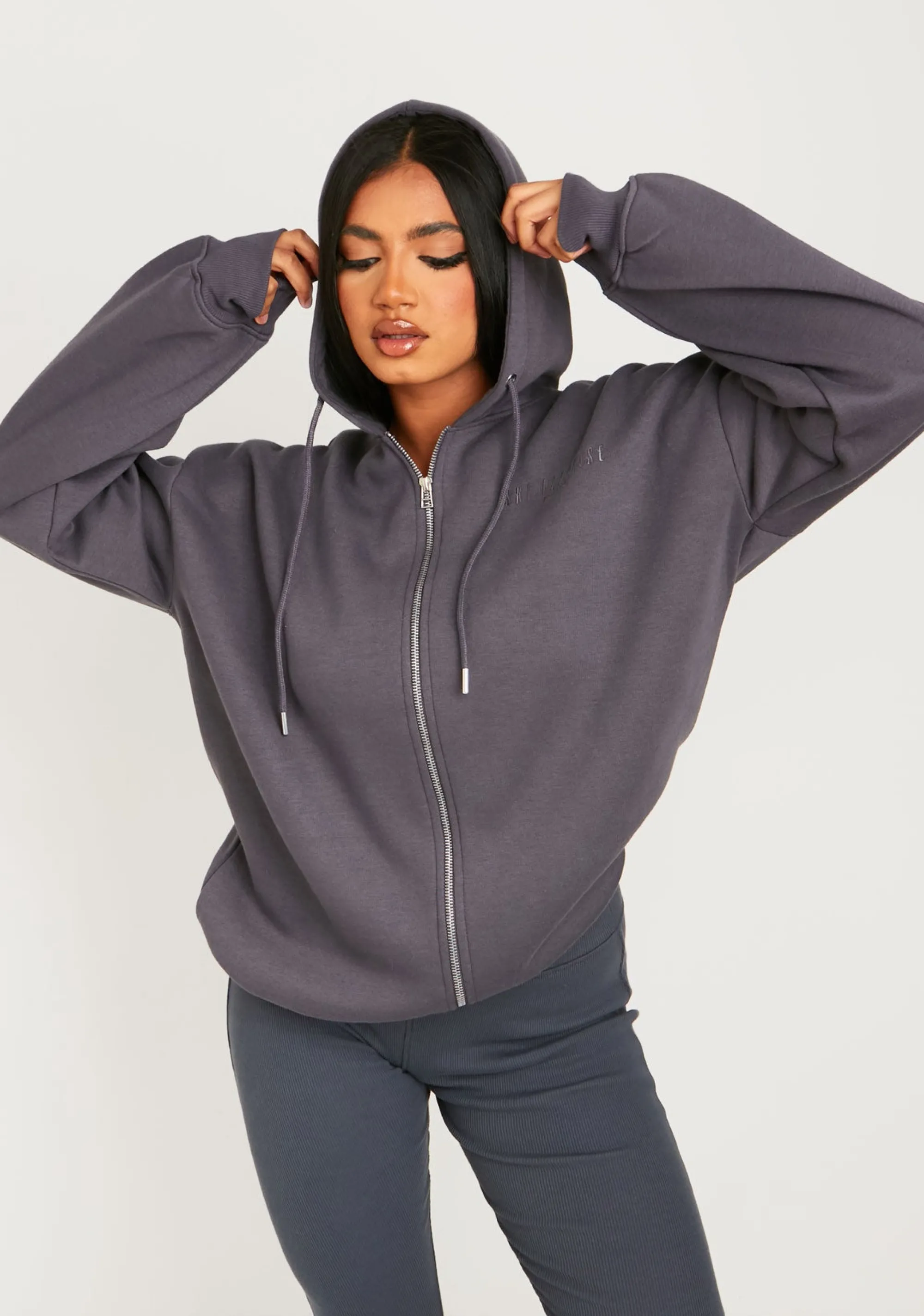 Missy Empire Dani Charcoal Ski Paradise Embroidered Oversized Zip Through Hoodie^Women Loungewear