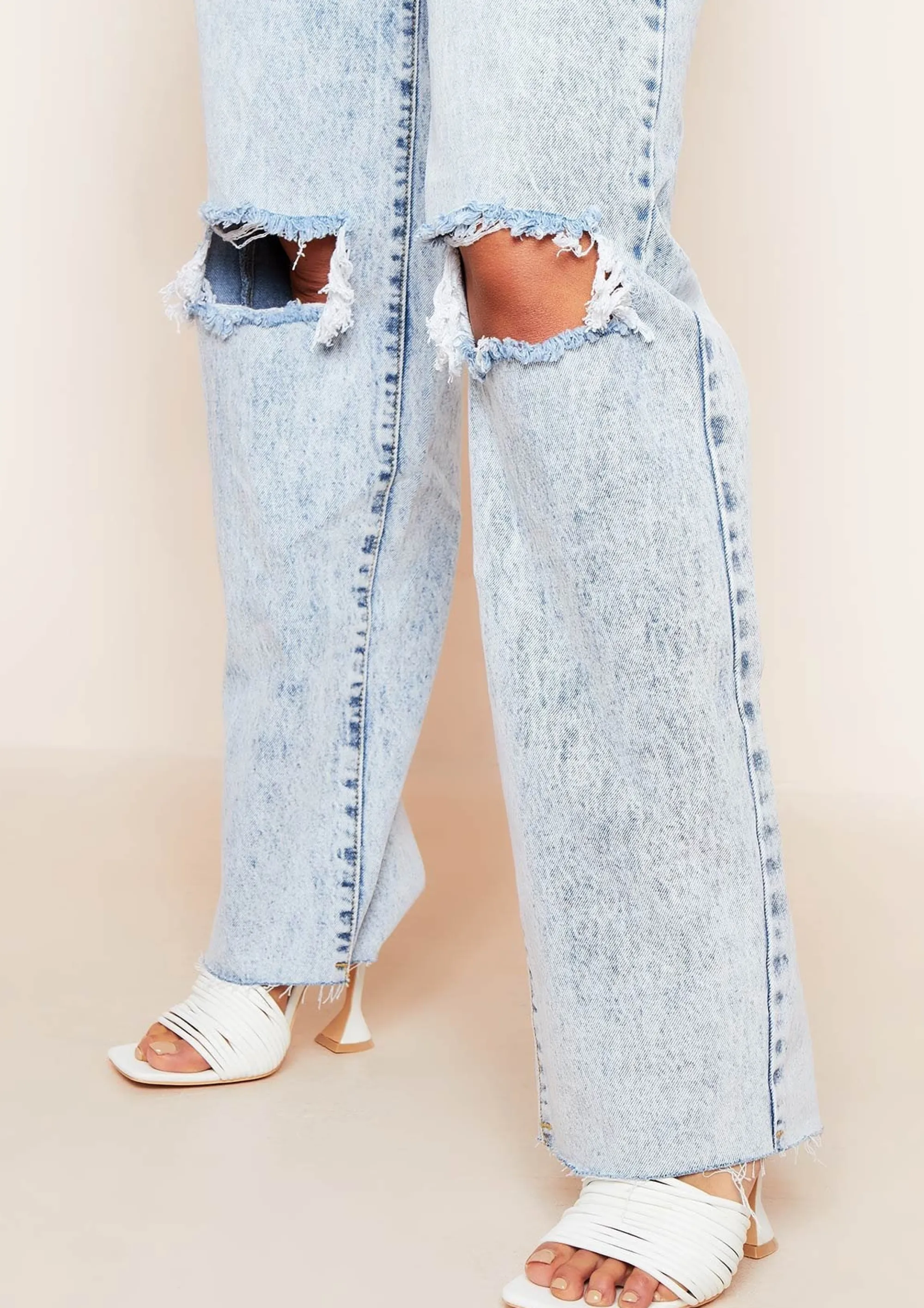 Missy Empire Elif Denim Acid Wash Ripped Knee Distressed Hem Straight Leg Jeans Cheap