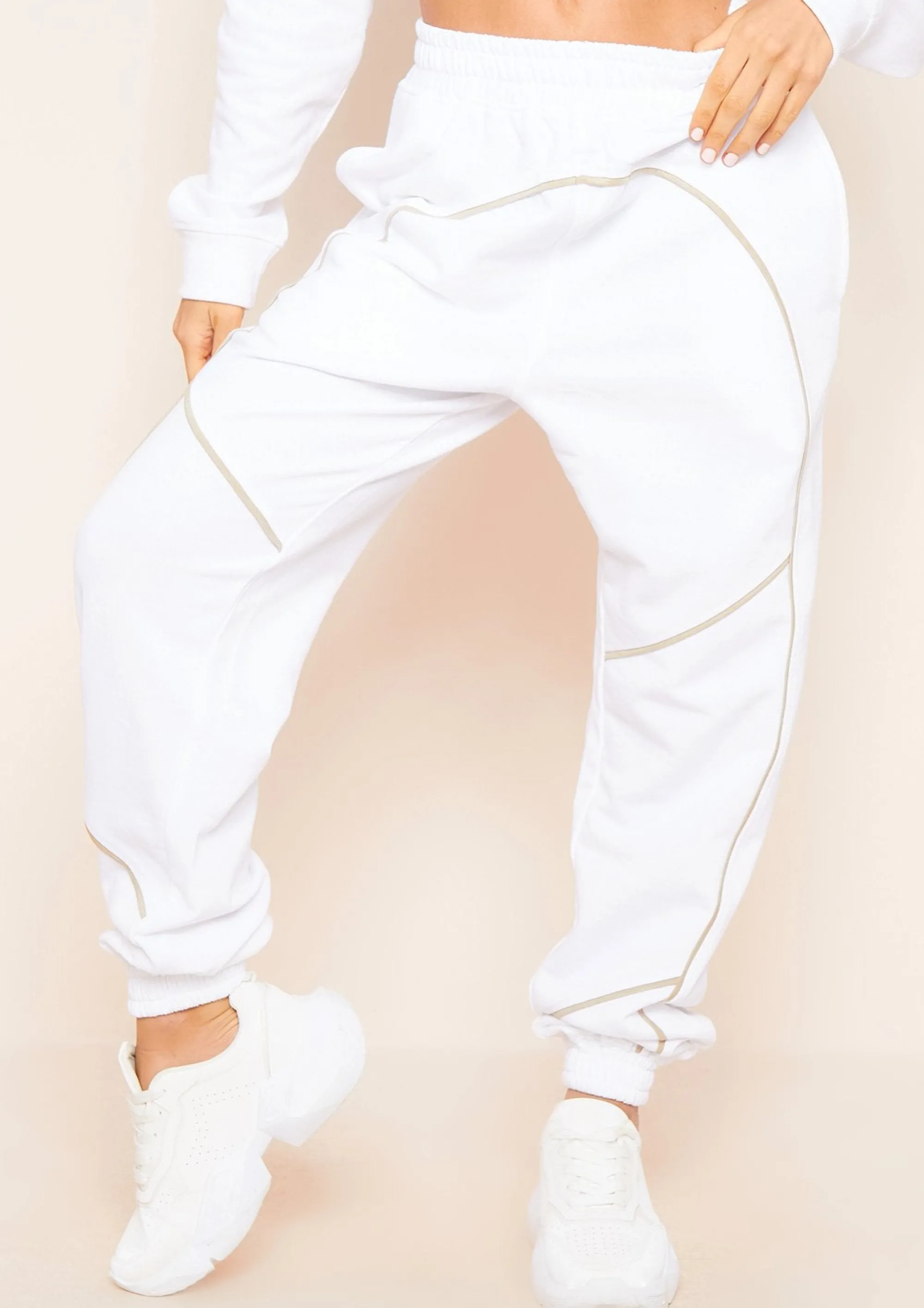 Missy Empire Jasmin White Contrast Binding Detail Jogger^Women Loungewear