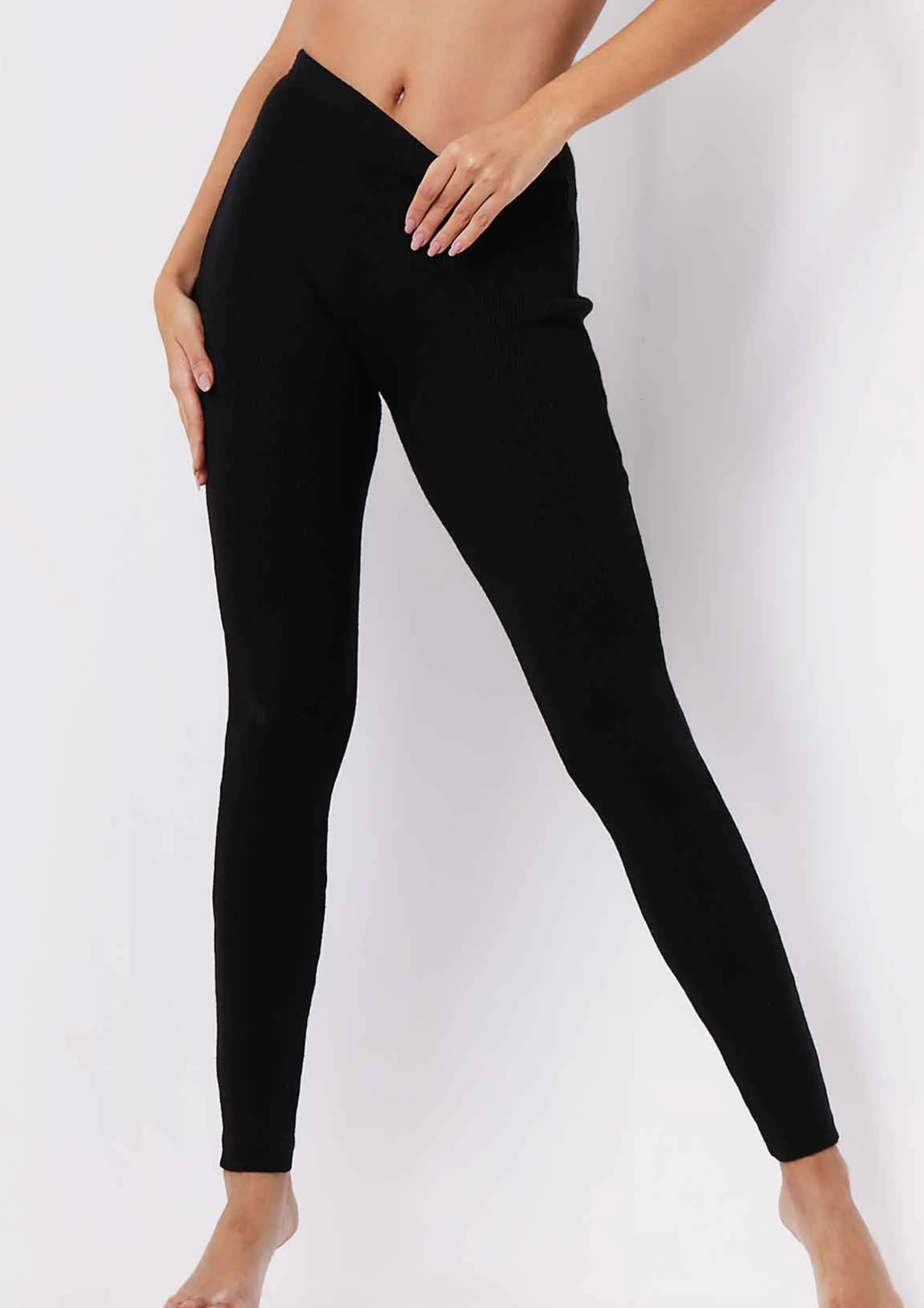 Missy Empire Lyla Black Knitted Ribbed Leggings^Women Leggings