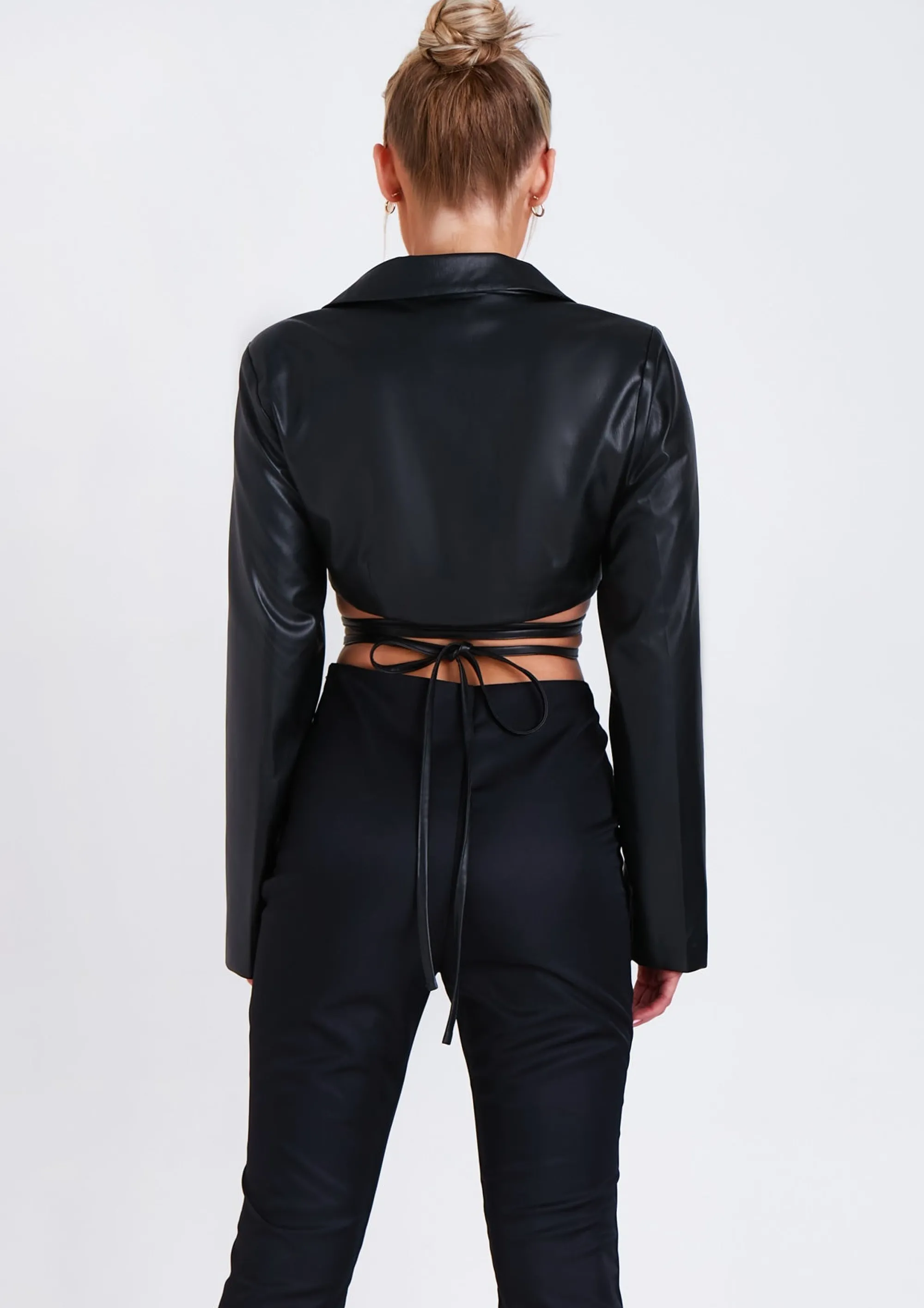 Missy Empire Reign Black Pu Cropped Tie Blazer Best Sale
